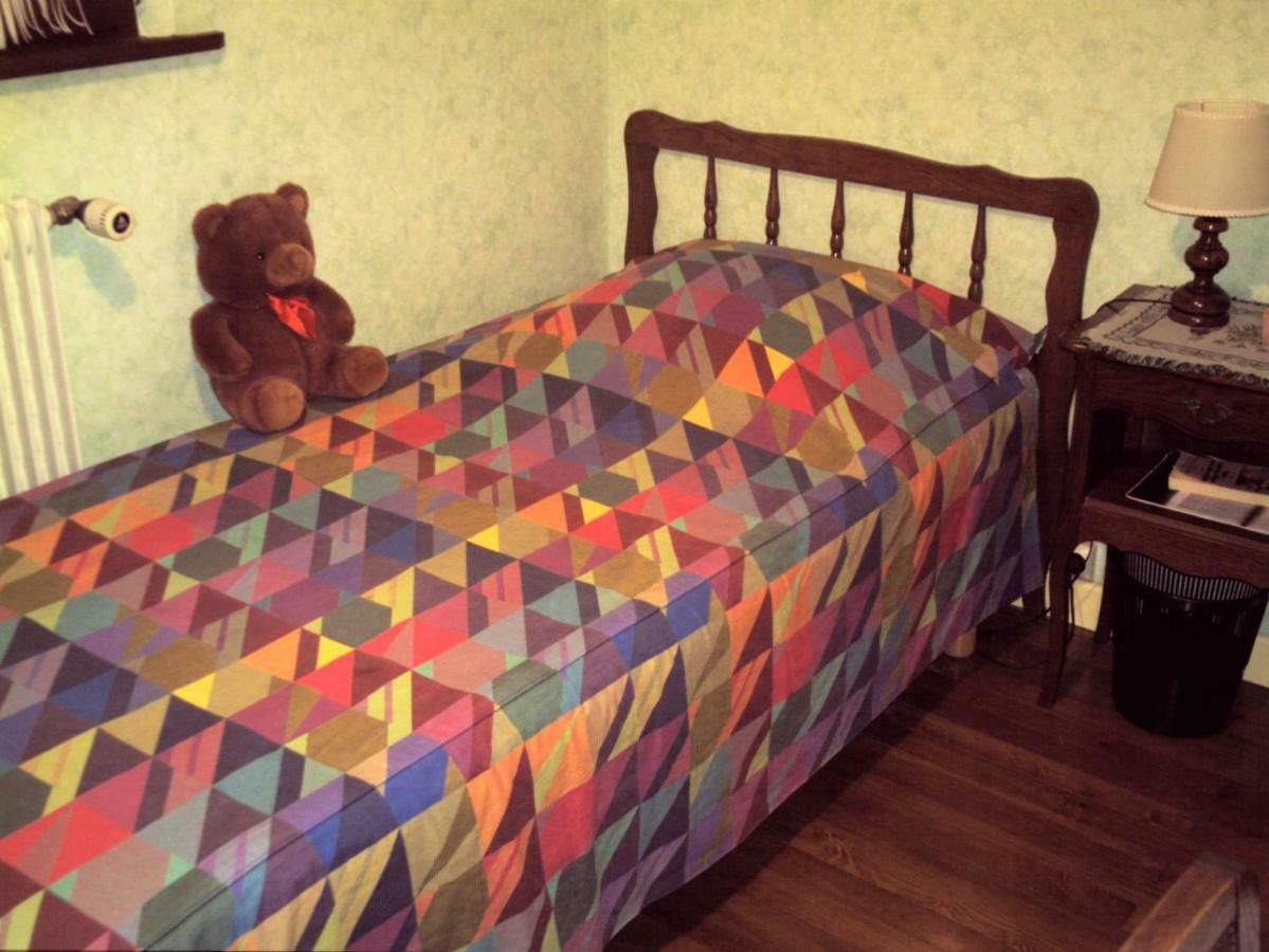 Chambres D'Hotes Et Gite Chez Martine Barr Exteriör bild