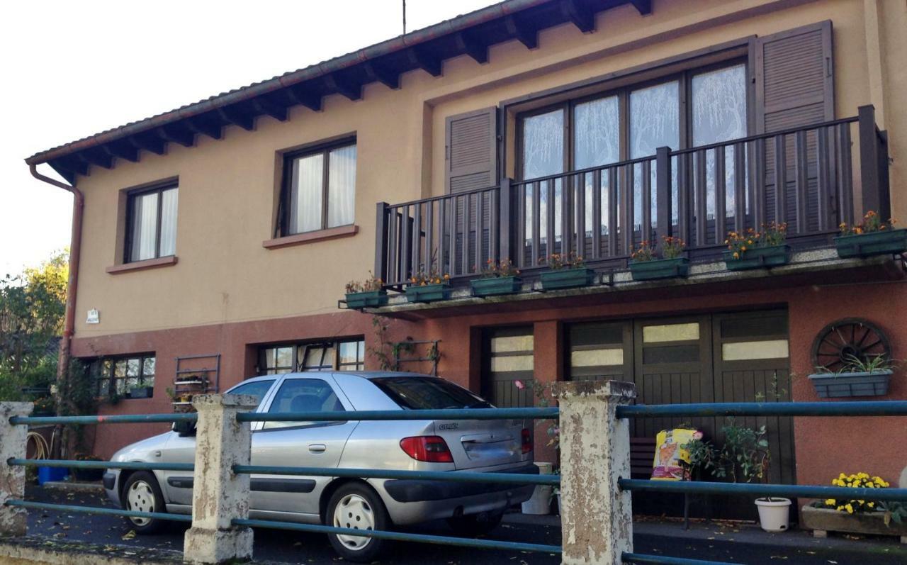 Chambres D'Hotes Et Gite Chez Martine Barr Exteriör bild